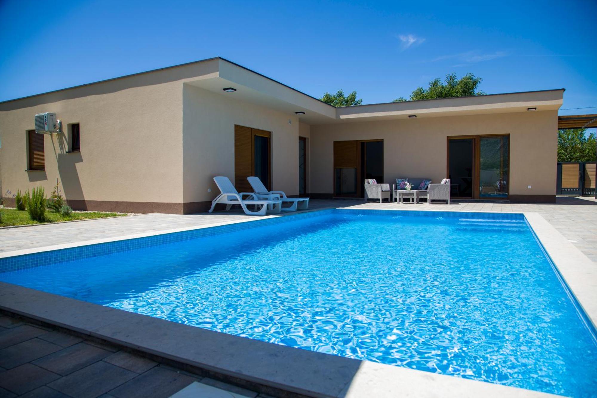 Villa G Residency
