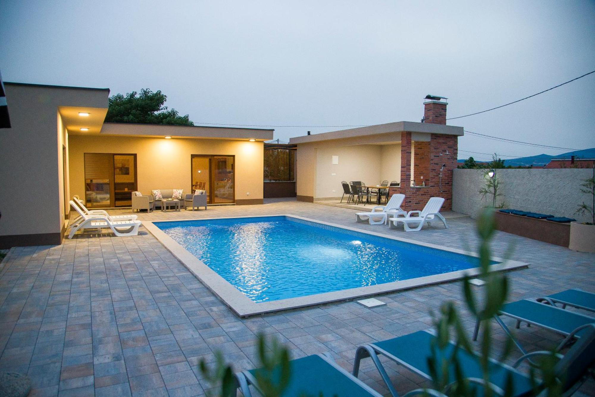 G Residency *